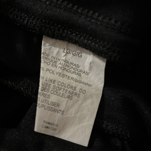 Under Armor Heat Gear Loose Black Jogger Pants - Picture 8 of 8